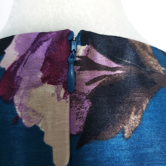 Dress Barn fit and flare dress size 4 - Picture 6 of 13